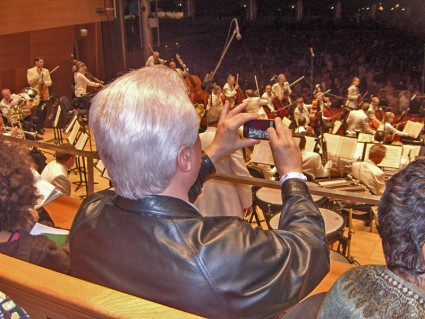 Another choral terrace patron capturing the moment